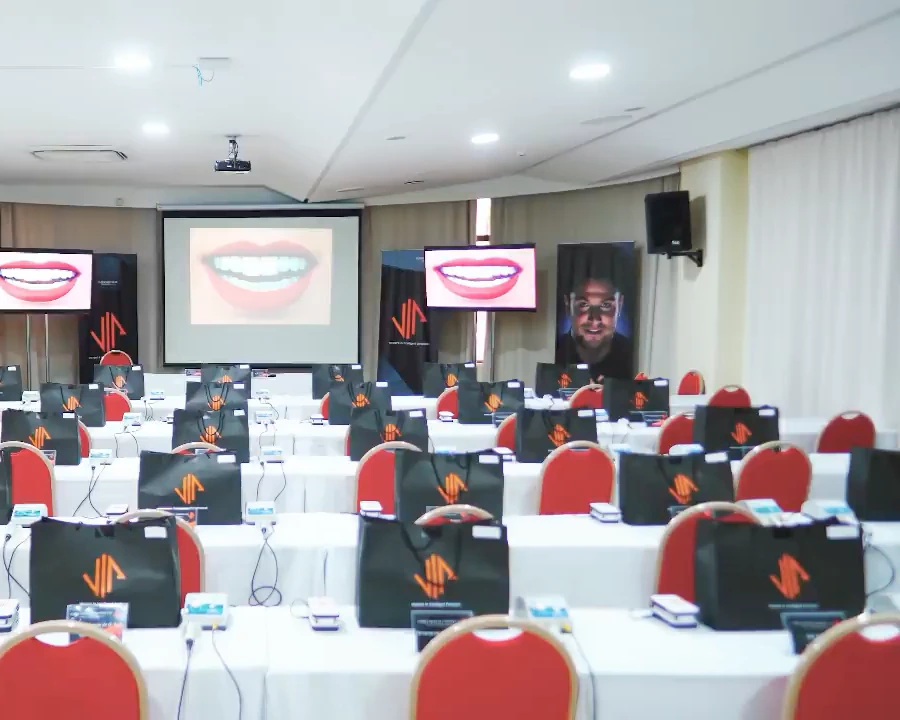 Sala preparada para o retorno presencial do V.I.P. em 2021