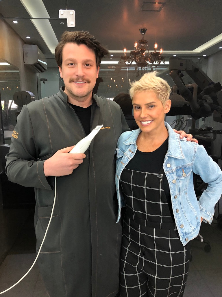 Rafa Puglisi ao lado de Deborah Secco