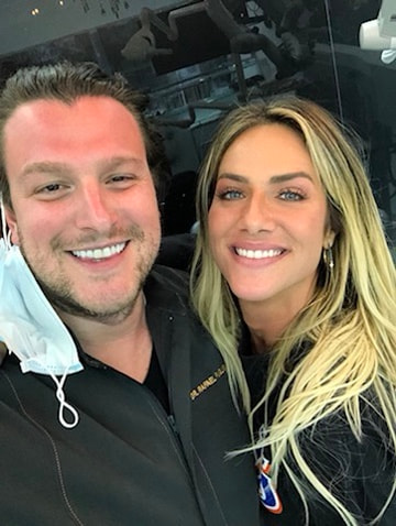 Rafa Puglisi ao lado de Giovanna Ewbank