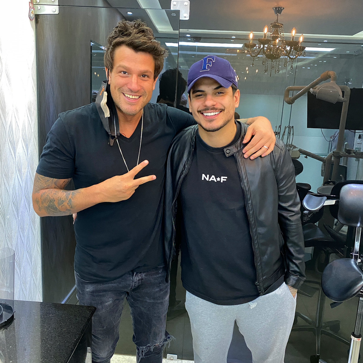 Rafa Puglisi ao lado de Lukas Ruiz, o Vintage Culture