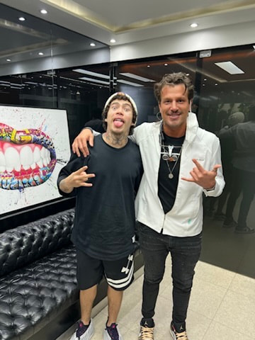 Whindersson Nunes ao lado de Rafa Puglisi